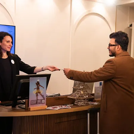 Hotel Mercure Opera Grands Boulevards 4*