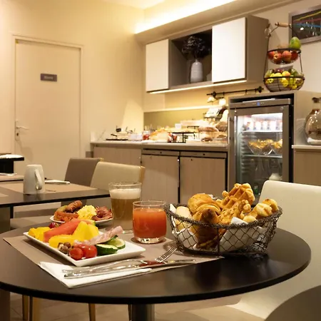 Hotel Mercure Opera Grands Boulevards 4*