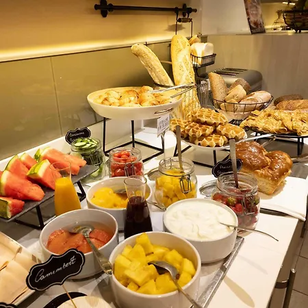 Hotell Mercure Opera Grands Boulevards 4*