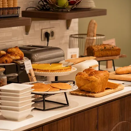 Mercure Opera Grands Boulevards Hotel 4*