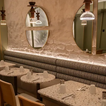 Mercure Opera Grands Boulevards Hotel 4*