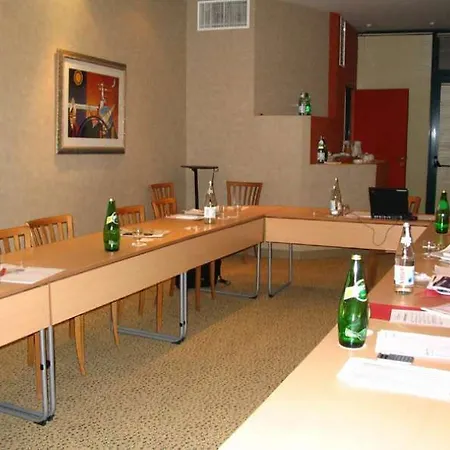 Mercure Opera Grands Boulevards Hotel 4*
