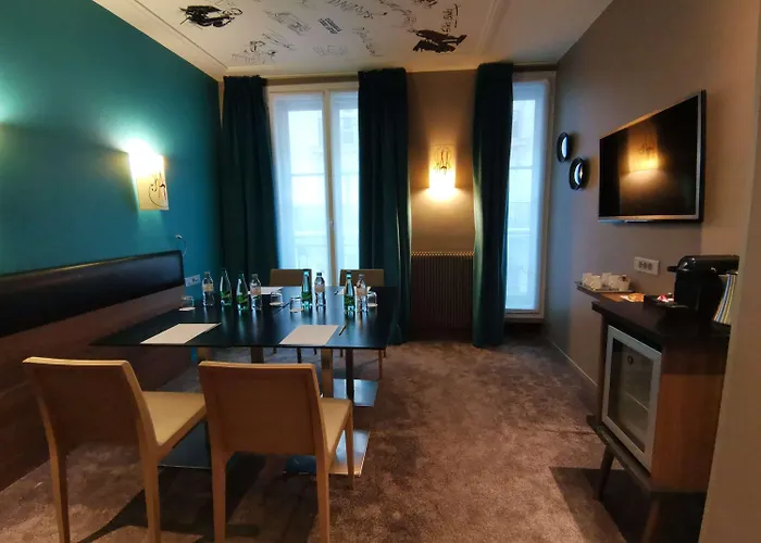 Mercure Opera Grands Boulevards Hotel 4*