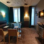 Mercure Opera Grands Boulevards Hotel 4*