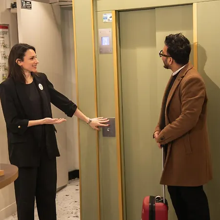 מלון Mercure Opera Grands Boulevards פריז